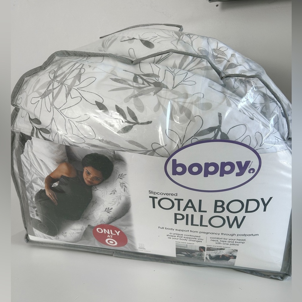 Boppy Total Body Pregnancy Pillow